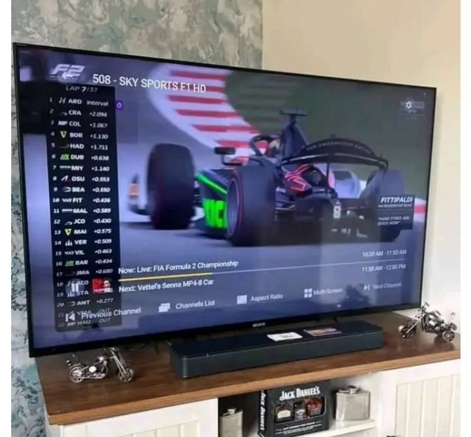vixeo tv verified customer review by Jacob M. from Barcelona, Spain